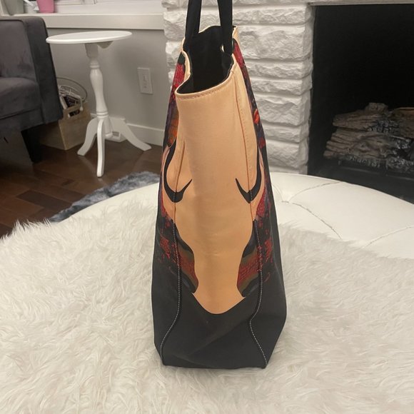 Céline Born Free Cabas Tote Bag - Picture 5 of 9